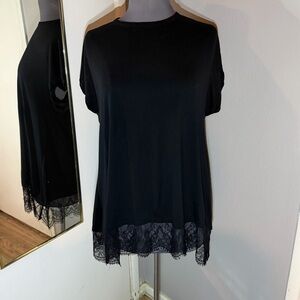 🎀5 for $25🎀 Elegant Black Lace Hem Women's Top